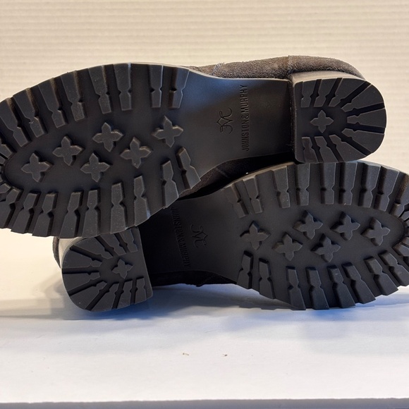 Johnston & Murphy Women's NWOT Brown Suede Ankle Boots SZ 7 - Picture 7 of 11